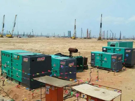 济南柴油发电机组干式空气滤清器的维护成本高吗？